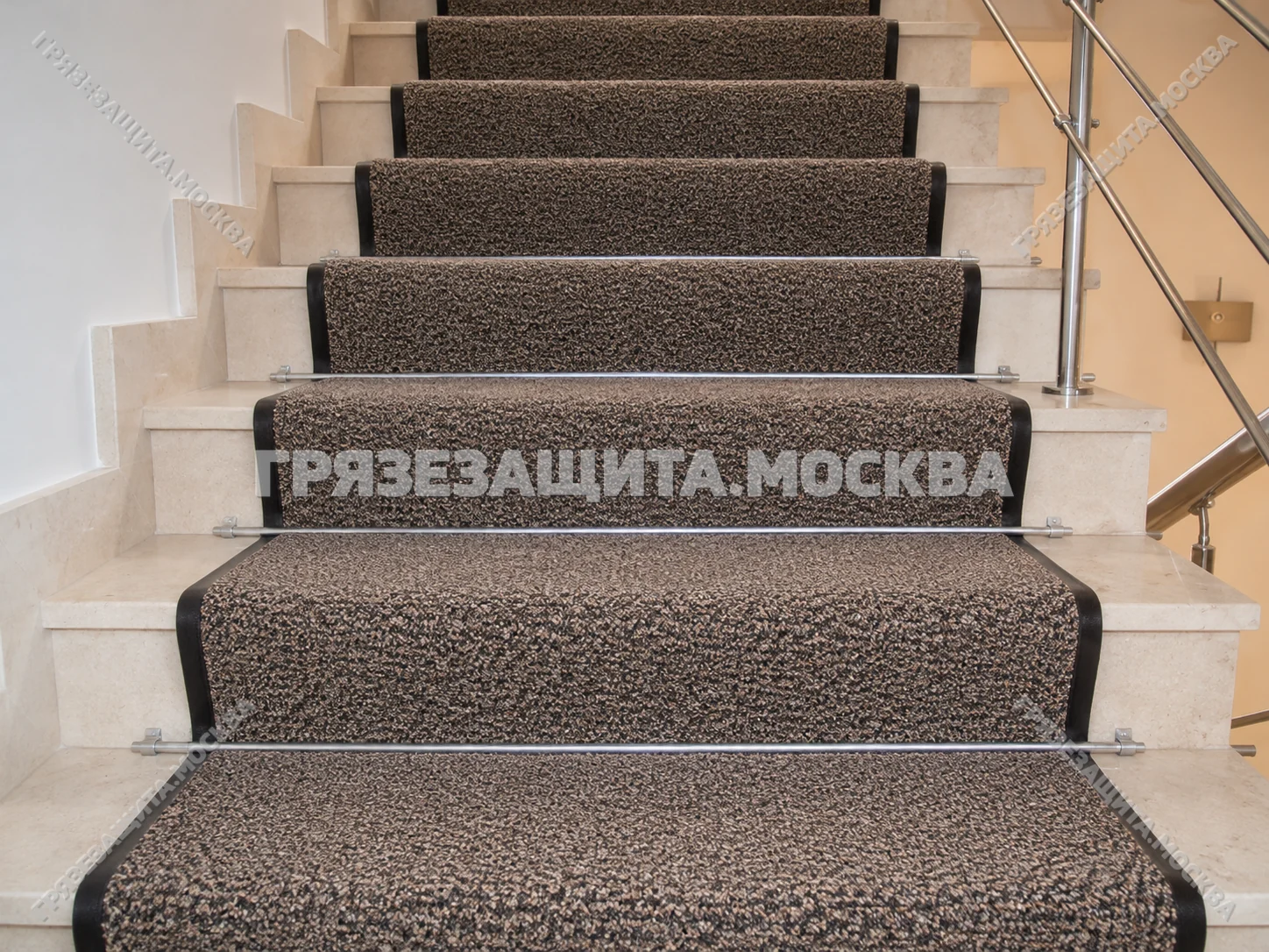 Ассортимент ворсовых грязезащитных ковров и дорожек